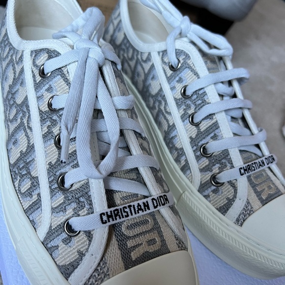 Grey stone WALK’N’DIOR SIZE 9 Women - Picture 1 of 5